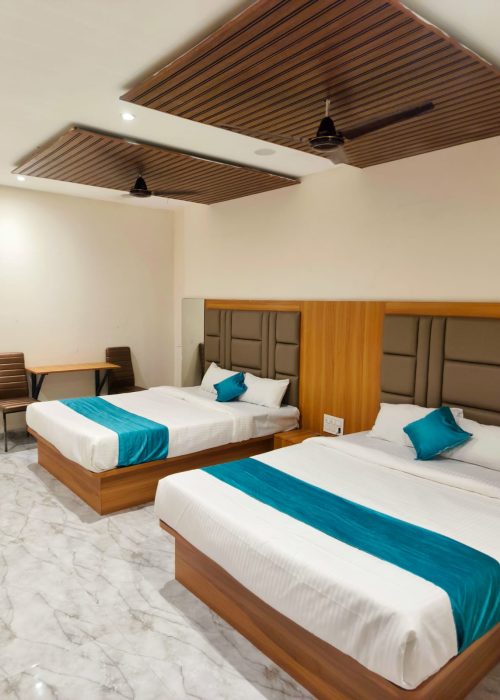 WhatsApp Image 2025-04-29 at 6.06.03 PM (2)